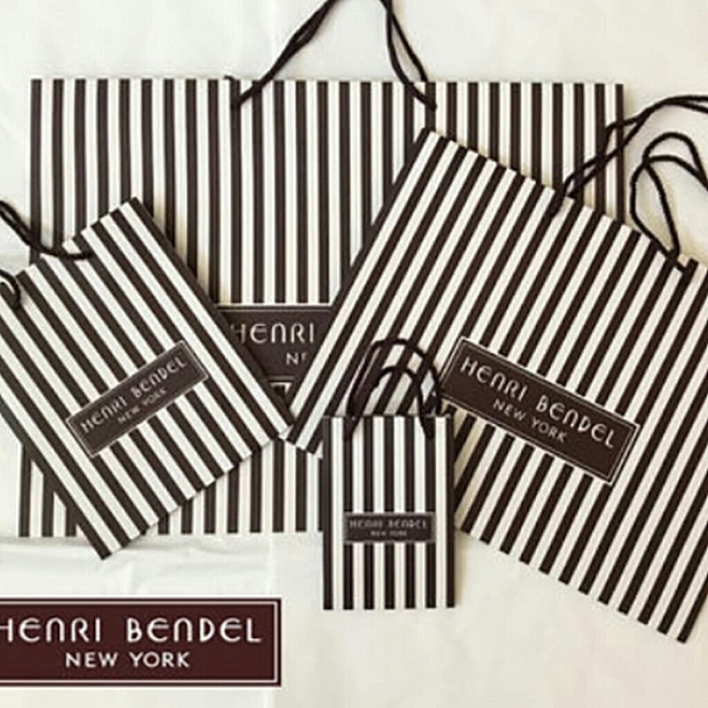 Henri Bendel - Picture 2 of 4